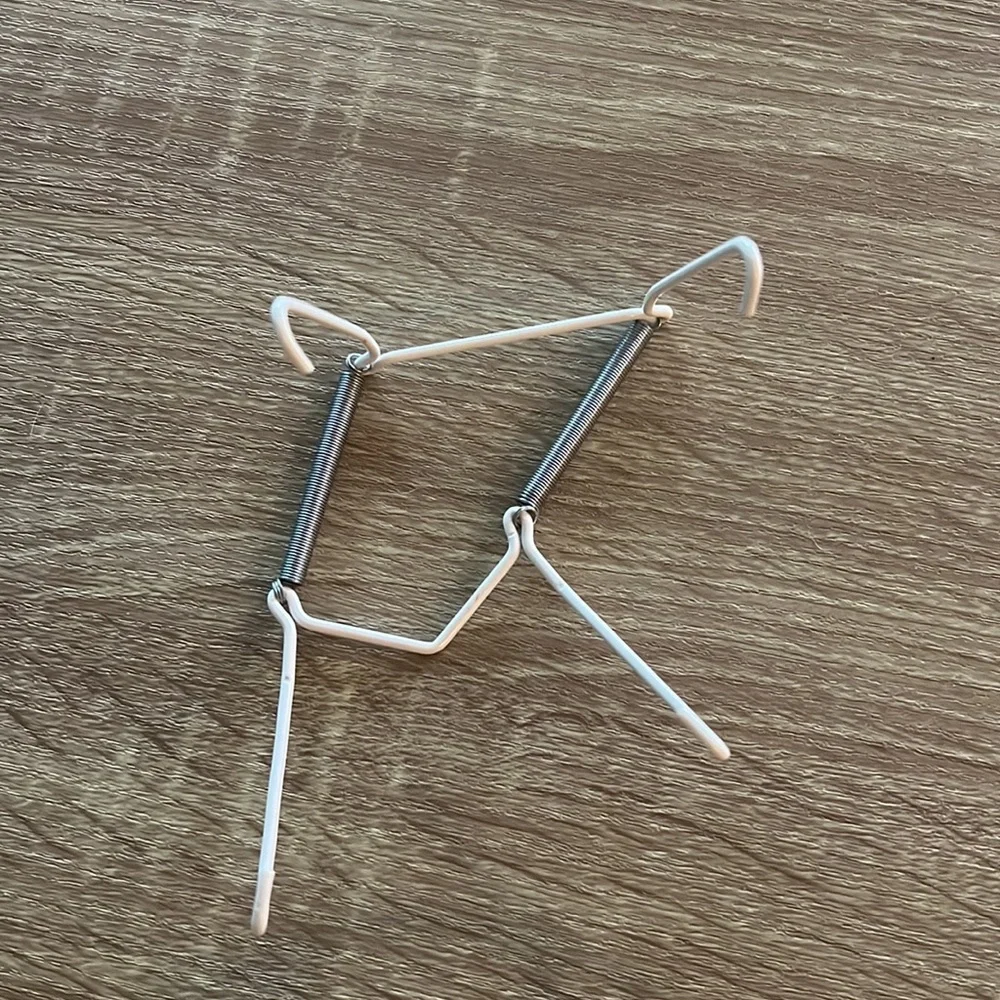 Plate Display Hangers - 5 Hangers